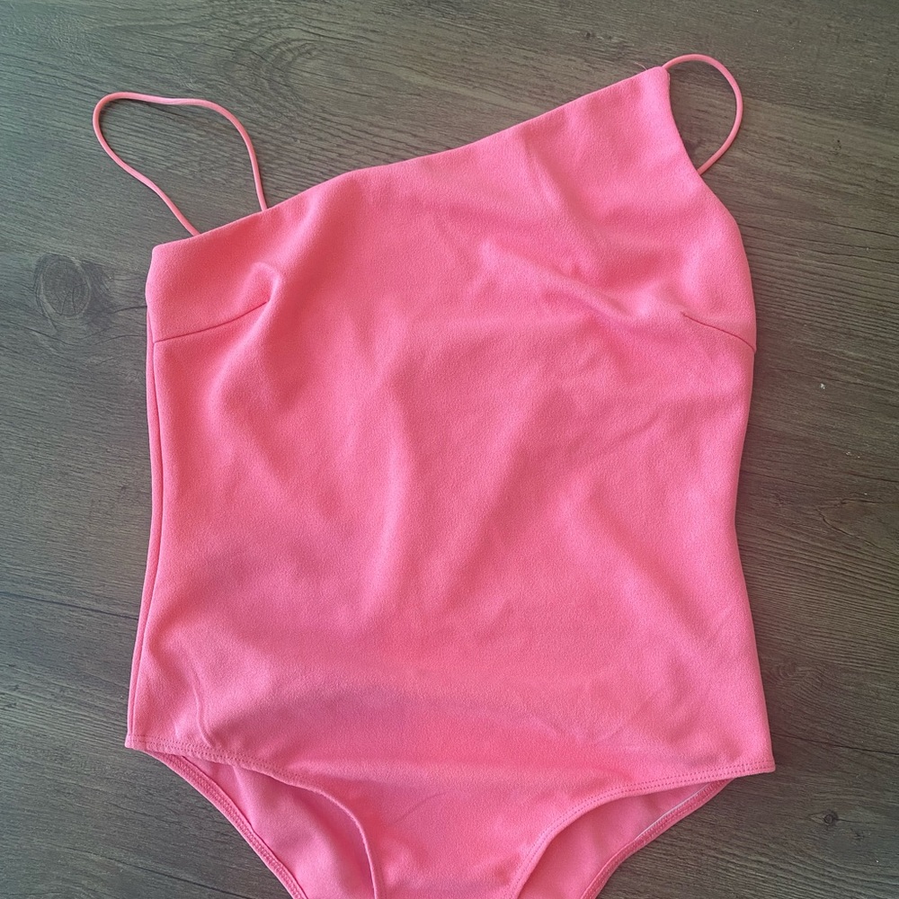 Princess Polly Evella Bodysuit Size 4 Pink Asymmetrical